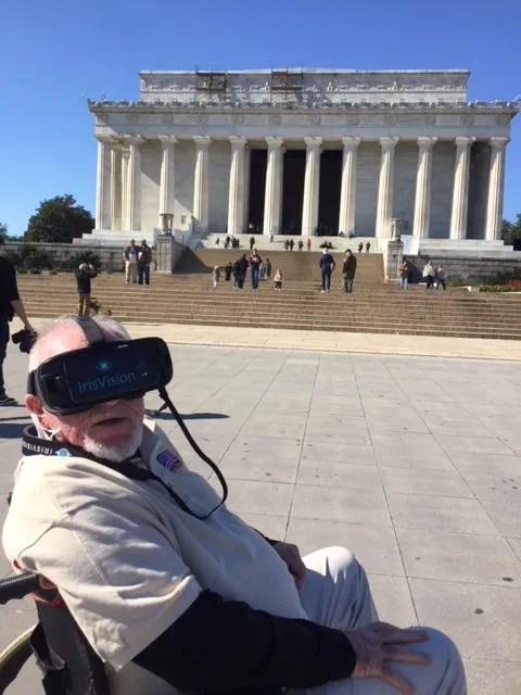 Veteran-with-Eye-problem-uses-IrisVision
