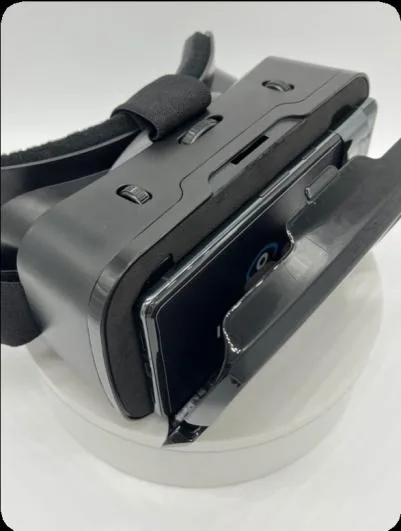Removing the Vista display unit from the headset